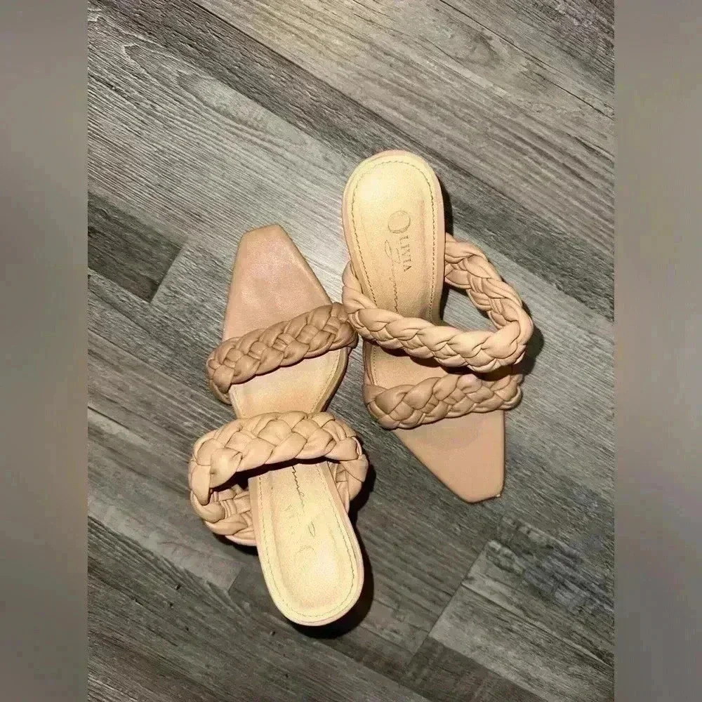 Women’s braided heels - Picture 2 of 3